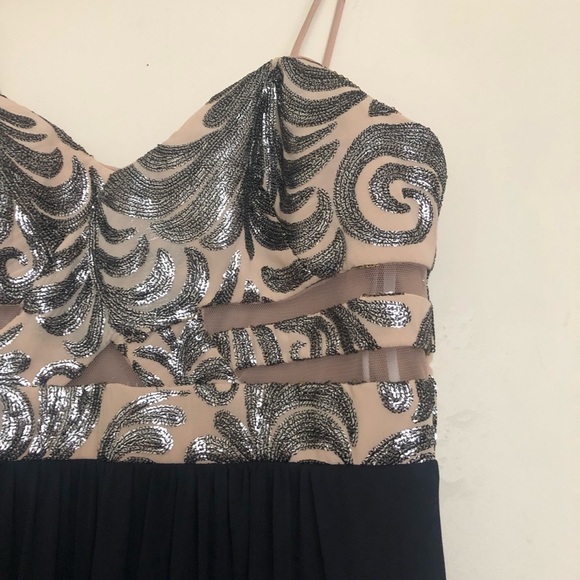 Mesh cut- out Sequin formal long dress - Picture 2 of 6